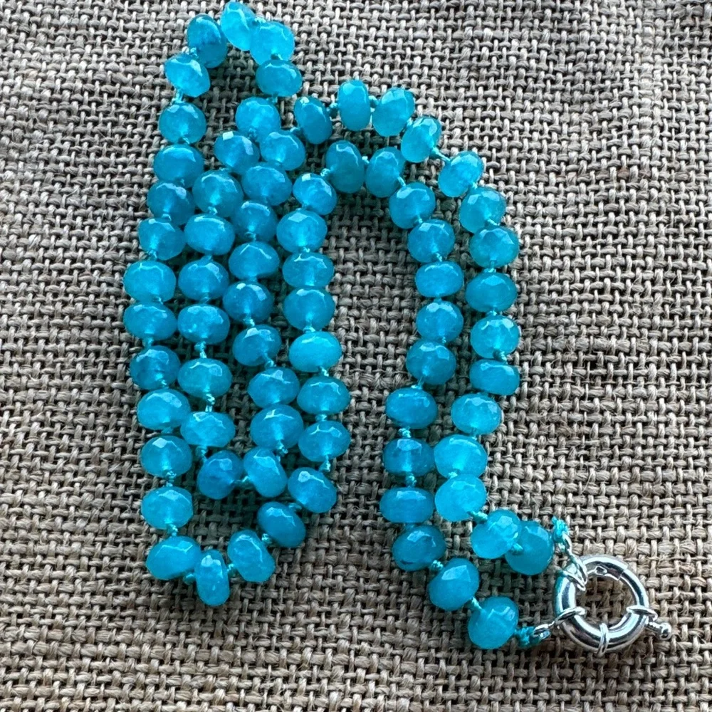 Blue Quartz Beads Hand knotted Elegant Beaded Necklace New